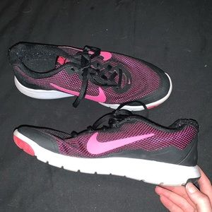 Women’s nike shoes